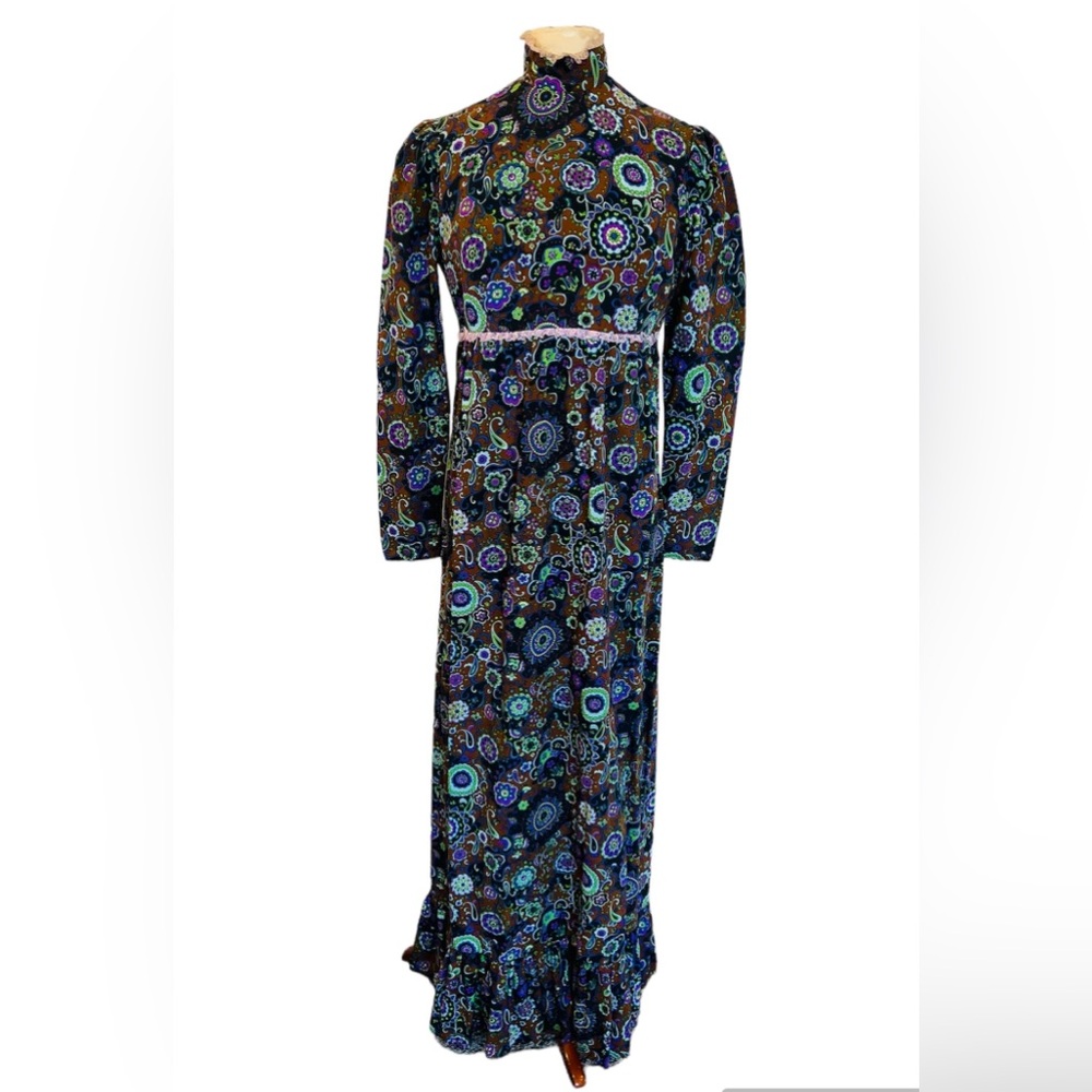 Liz Beth vintage long dress - size small